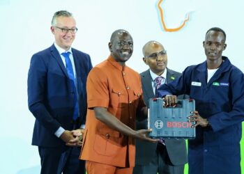 President William Ruto (second right) presents toolkits to Musa Malau Dume of Godoma Technical Training Institute for electrical installation. With him is KCB Group CEO, Mr Paul Russo, and Ambassador, Federal Republic of Germany, Mr Sebastian Groth. [ PHOTO/ Courtesy ]